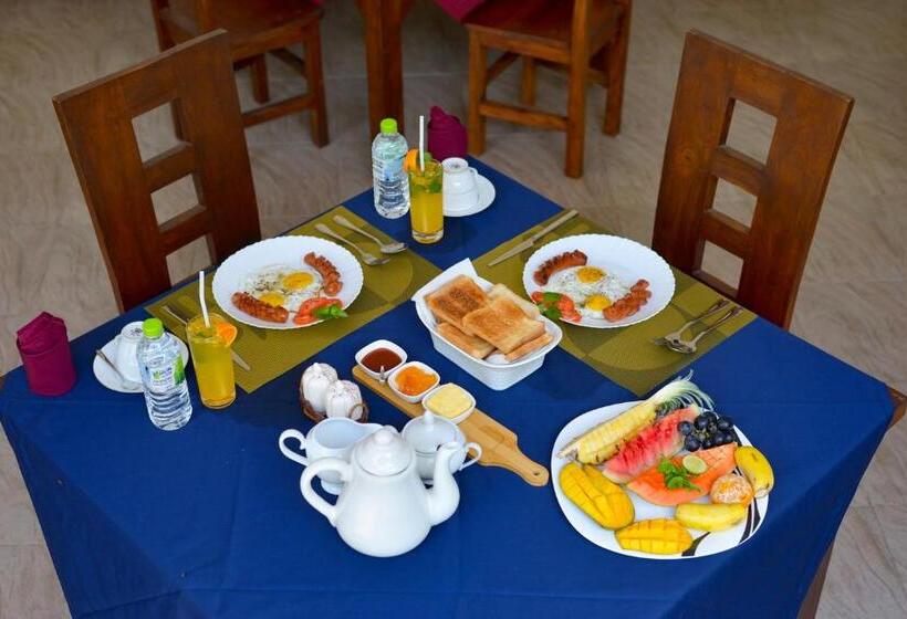 Hotel Tranquil Escape Hikkaduwa