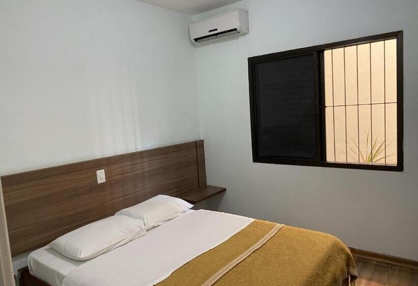 בית מלון כפרי Vs Express