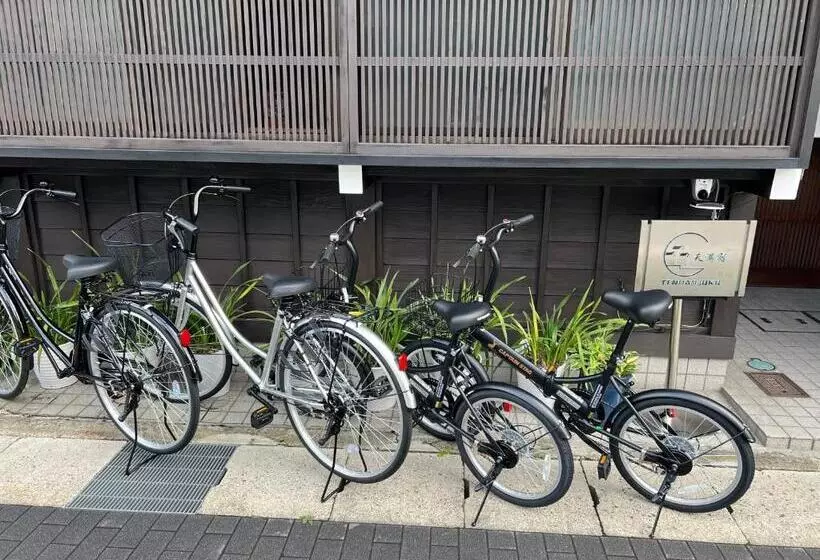 Majatalo 天满宿
