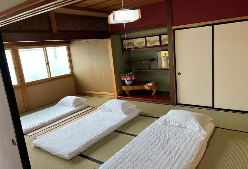 Majatalo 天满宿