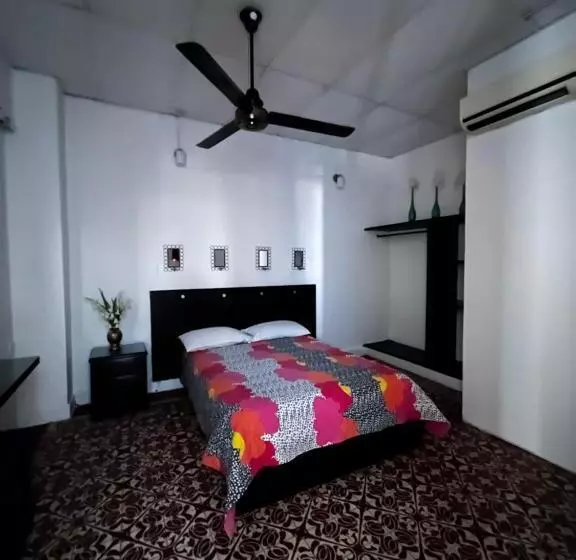 پانسیون Casa Castillo
