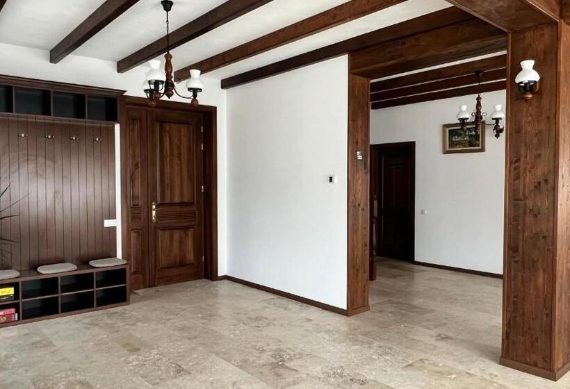 پانسیون Casa Tudorescu