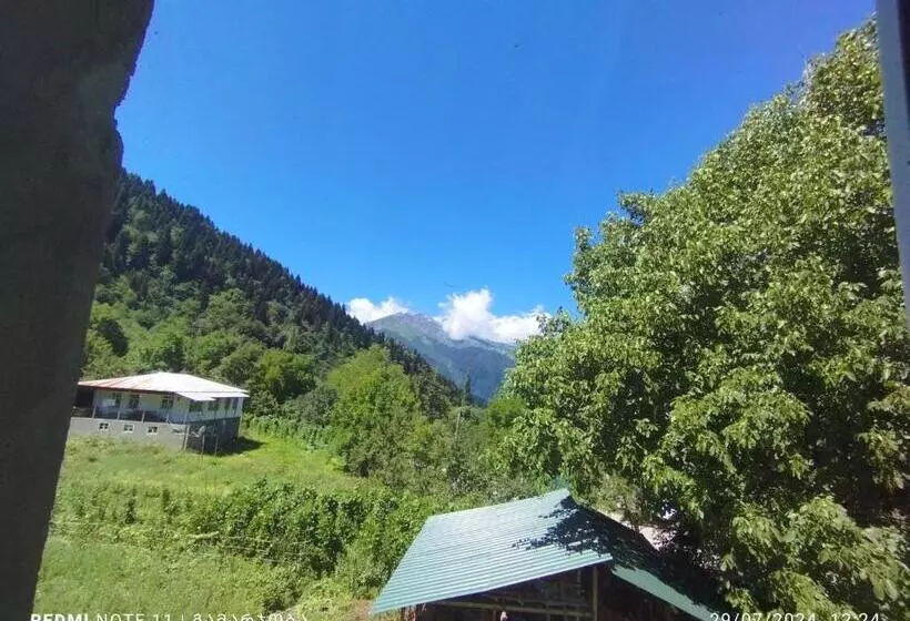 پانسیون Guest House Udziro