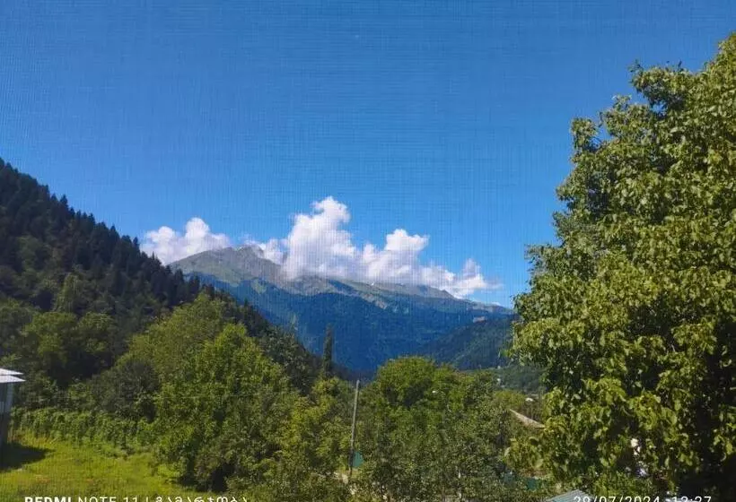 پانسیون Guest House Udziro