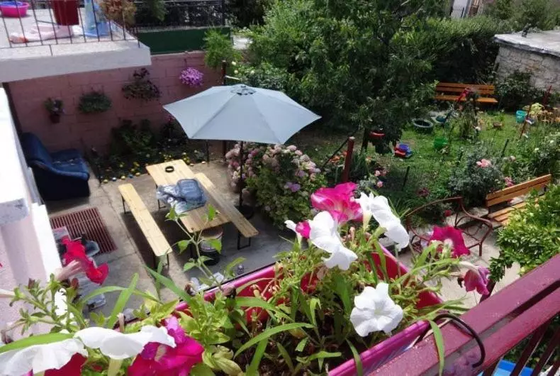 پانسیون Nova Apartments & Rooms