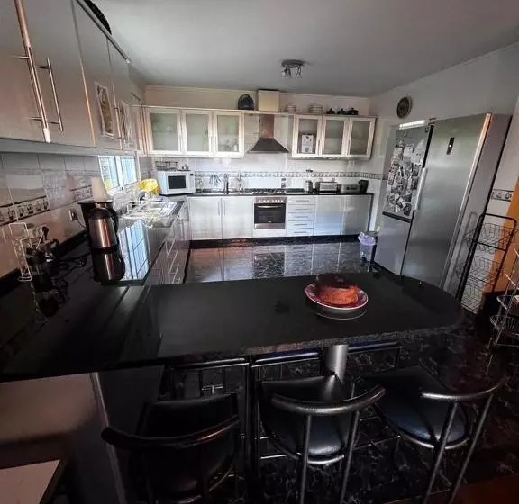 هاستل Homeoffice Madeira   Coliving & Coworking With A Nice Community
