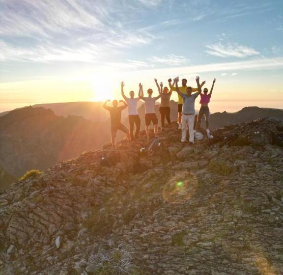 هاستل Homeoffice Madeira Coliving & Coworking With A Nice Community