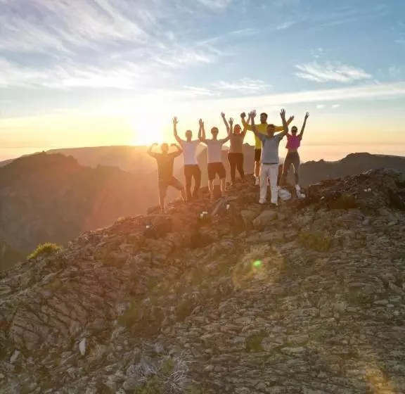 هاستل Homeoffice Madeira   Coliving & Coworking With A Nice Community