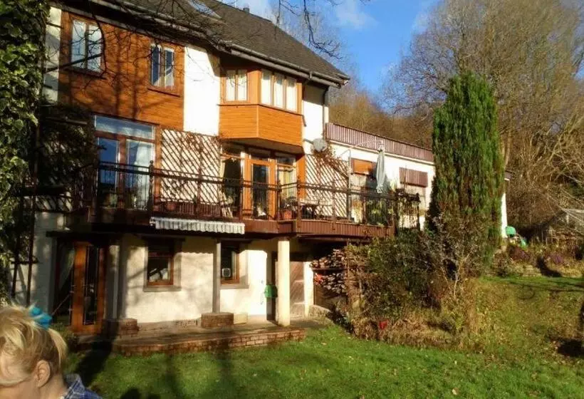 Aamiaismajoitus (B&B) Local Accommodation For Motocycle Off Road Centres