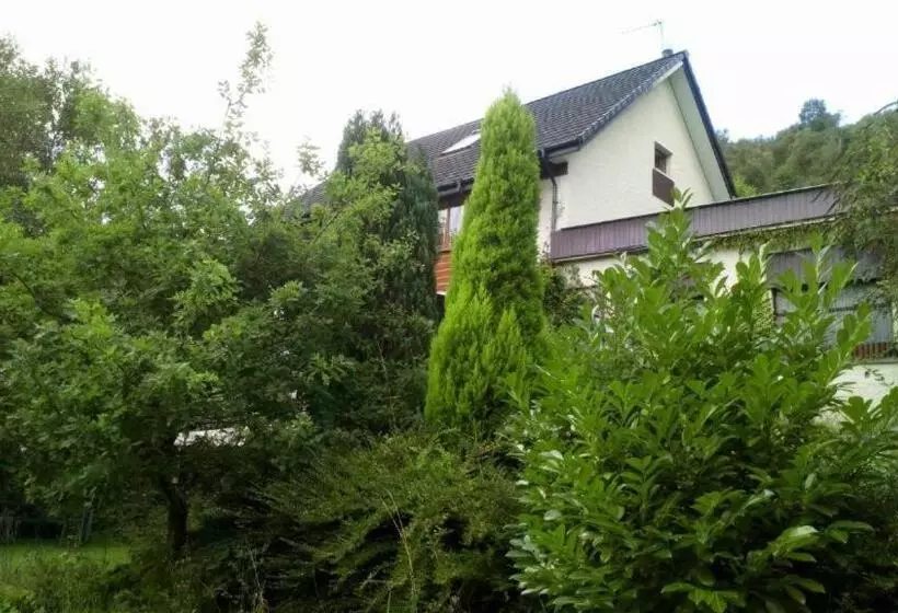 Aamiaismajoitus (B&B) Local Accommodation For Motocycle Off Road Centres