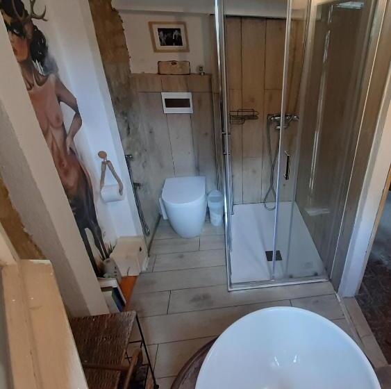 مبيت وإفطار Oobeh Country House