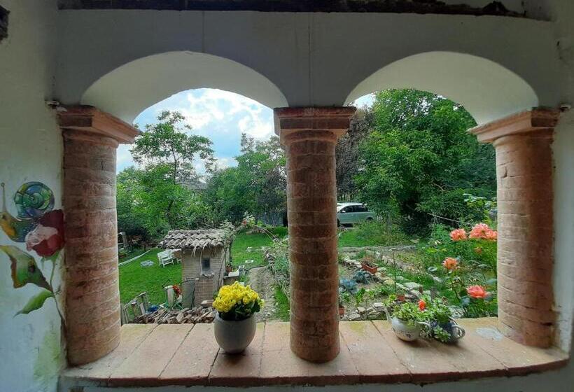 مبيت وإفطار Oobeh Country House