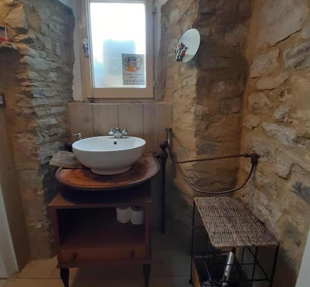 مبيت وإفطار Oobeh Country House