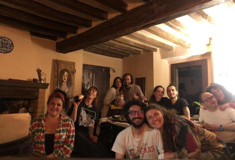 مبيت وإفطار Oobeh Country House