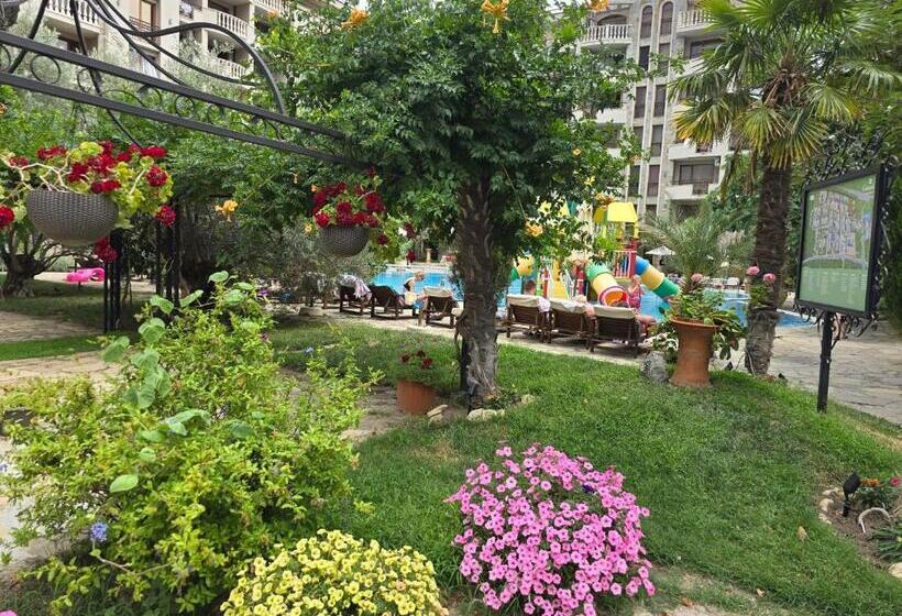 Cascadas Family Resort