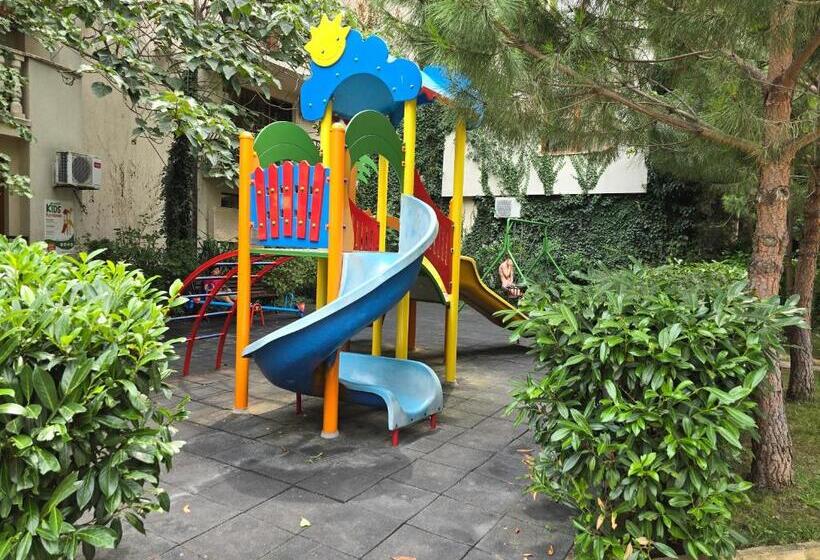 Cascadas Family Resort