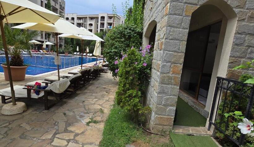 Cascadas Family Resort