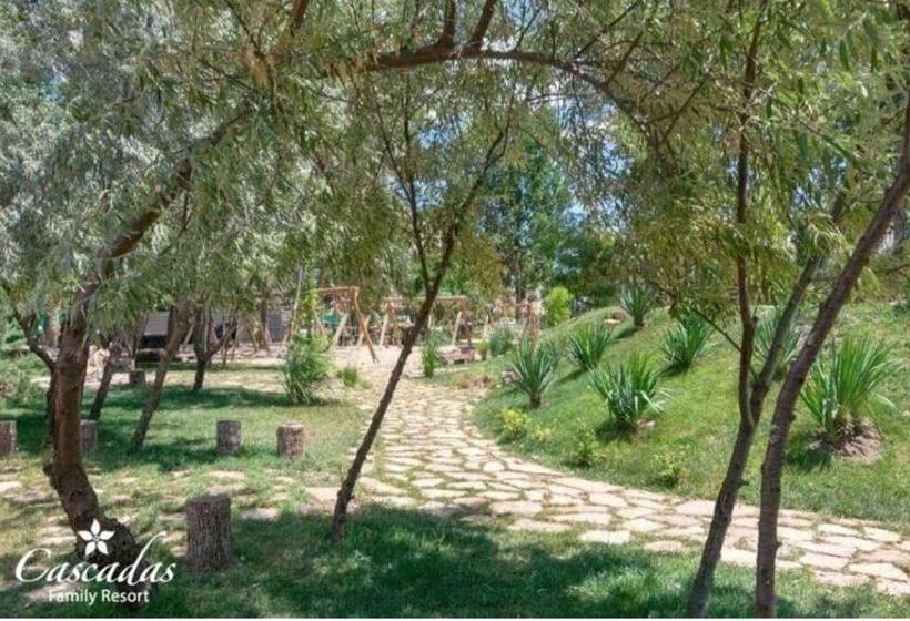 Cascadas Family Resort