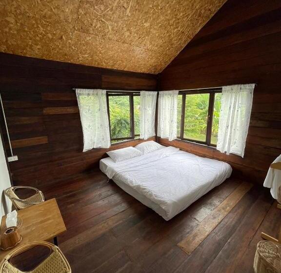 Szálloda นาตาทา Cafe & Farm Stay