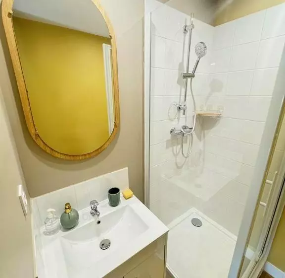 ホテル Chambres Au Coeur Du Quartier Historique   Maison Alternativi