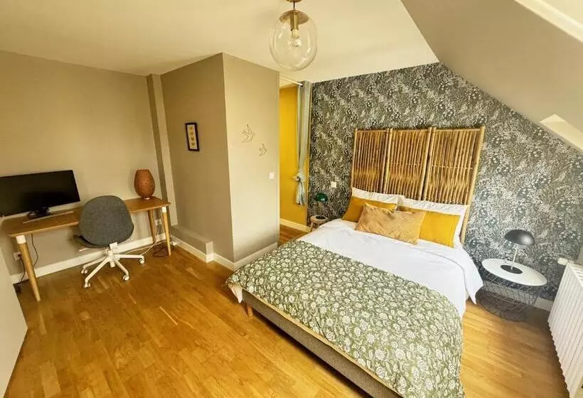ホテル Chambres Au Coeur Du Quartier Historique   Maison Alternativi