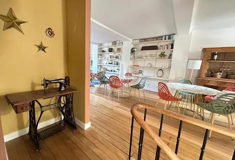 ホテル Chambres Au Coeur Du Quartier Historique   Maison Alternativi