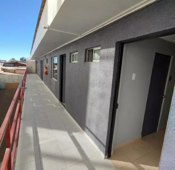 ホテル Hostal Calama
