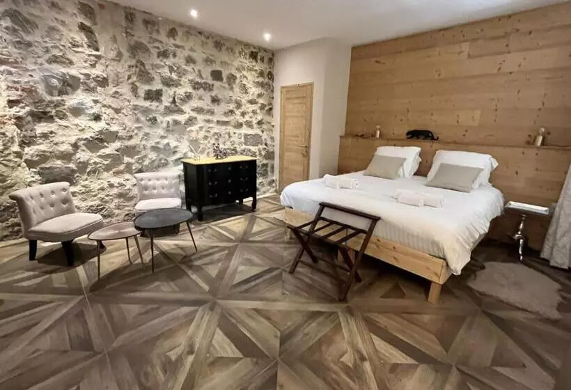 Hotelli Le 19   Chambre Patio 34m2   Centre Historique   Clim