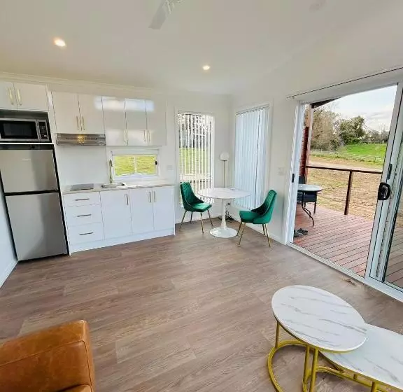 ホテル Red Hill Cabin #1 Walcha