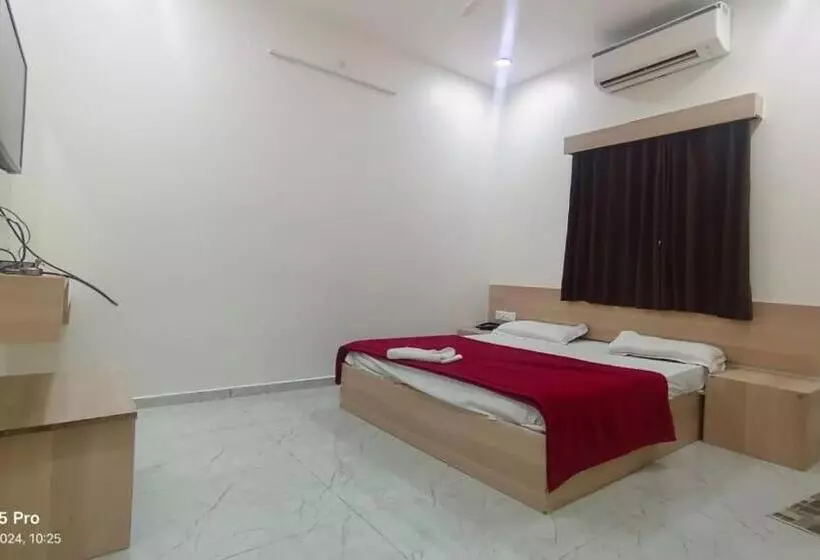 Hotelli Royal Stay Gandhinagar