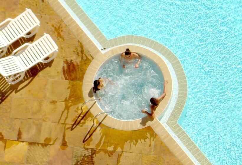 هتل Villas Diroma Hotéis Com Roupa De Cama Destinos Combinados Turismo