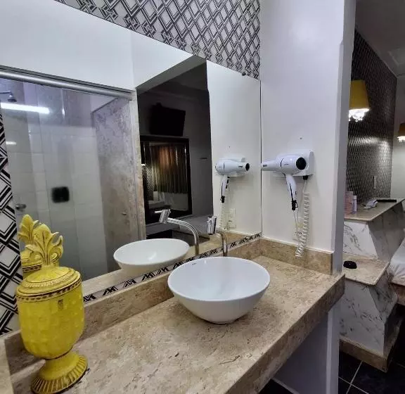 Motel Marajas Mococa   Apartamento 03