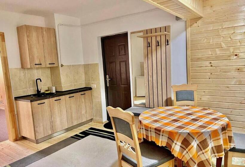 بنسيون хатинка