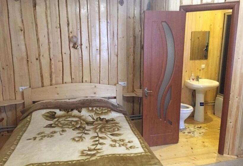 بنسيون хатинка