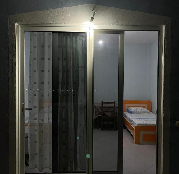 پانسیون Apartaments Martini   Borsh