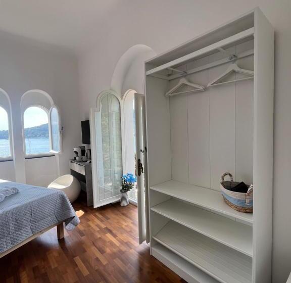 膳宿费 Le Finestre Veneris