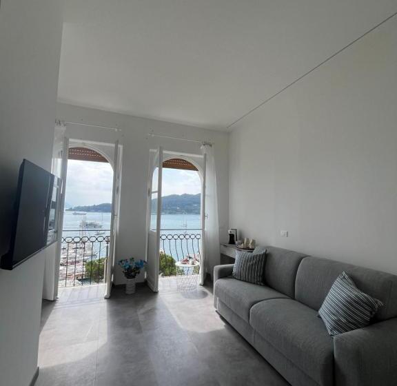 膳宿费 Le Finestre Veneris