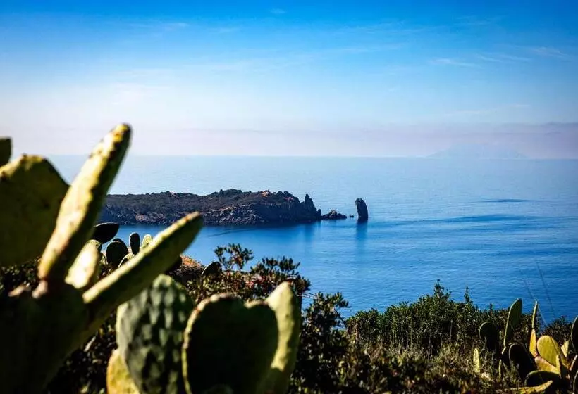 Lomakeskus Faro Capel Rosso