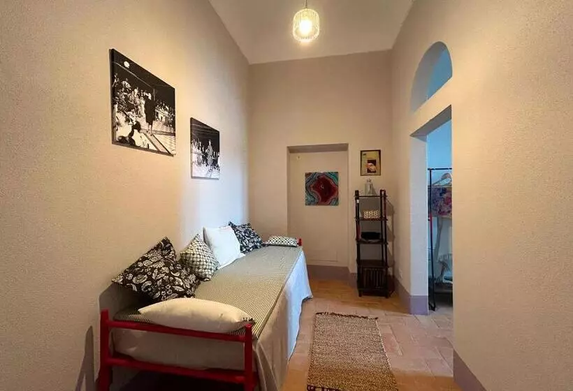 Lomakeskus Faro Capel Rosso