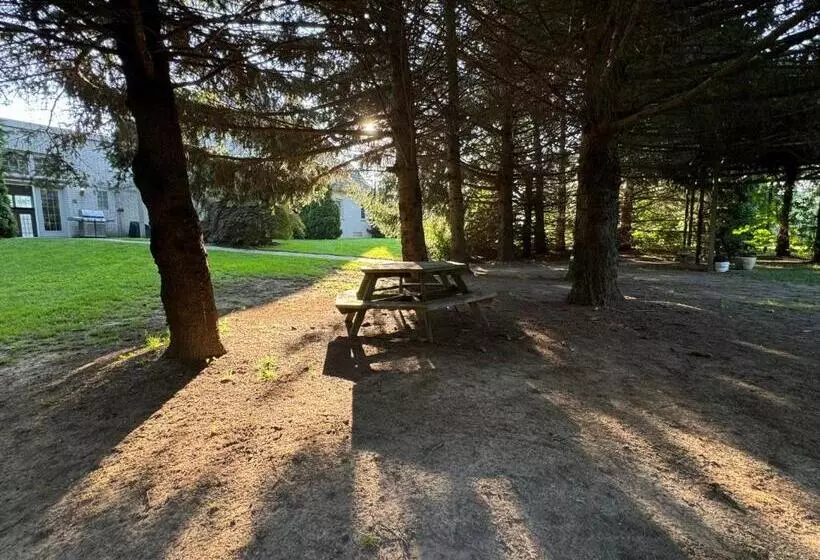 Lomakeskus Holden Villa Retreat