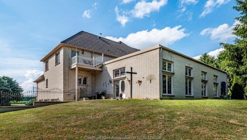 リゾートホテル Holden Villa Retreat