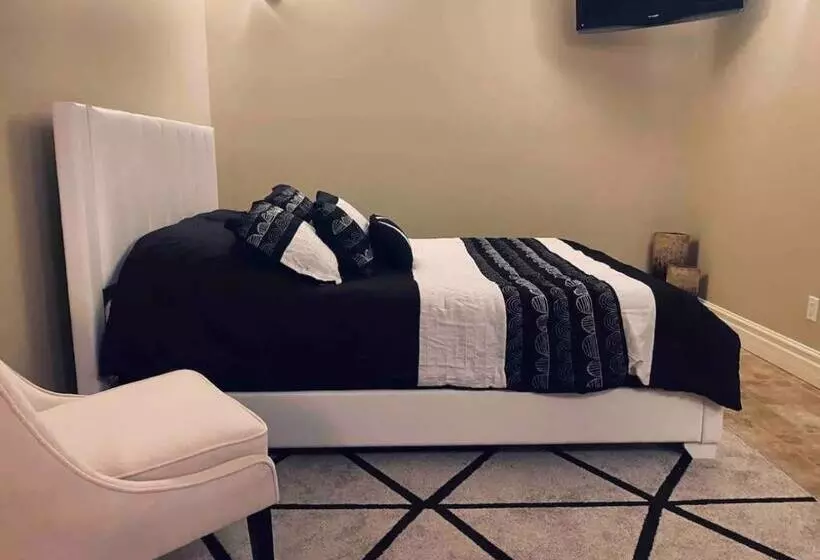 Lomakeskus Holden Villa Retreat