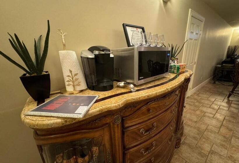 リゾートホテル Holden Villa Retreat