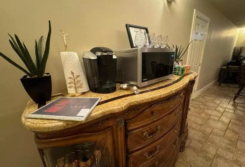 Lomakeskus Holden Villa Retreat