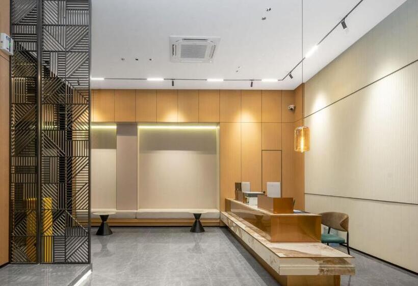 Guangzhou Yashe International Apartment