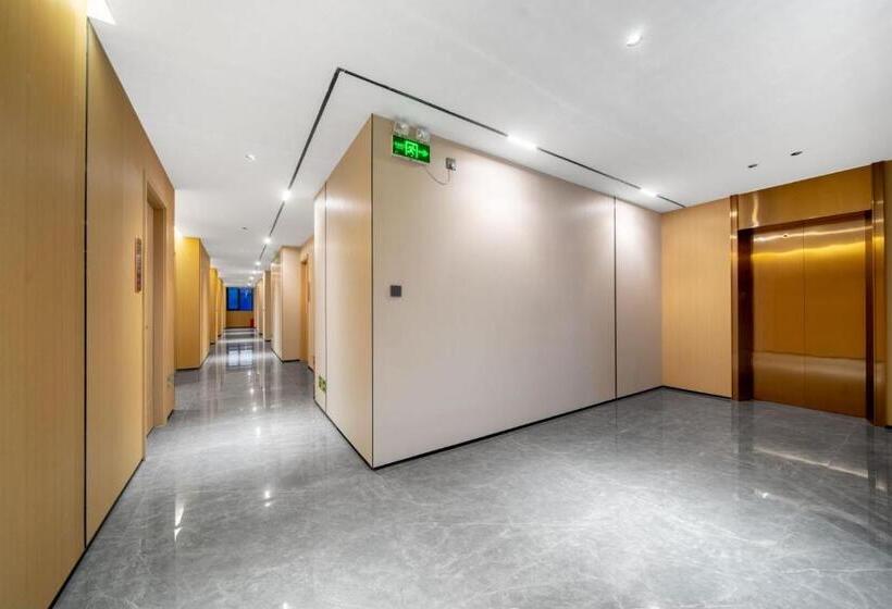 Guangzhou Yashe International Apartment