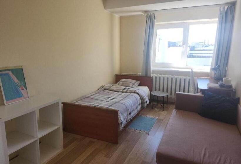 هاستل Central Shared Flat   Quiet Private Room