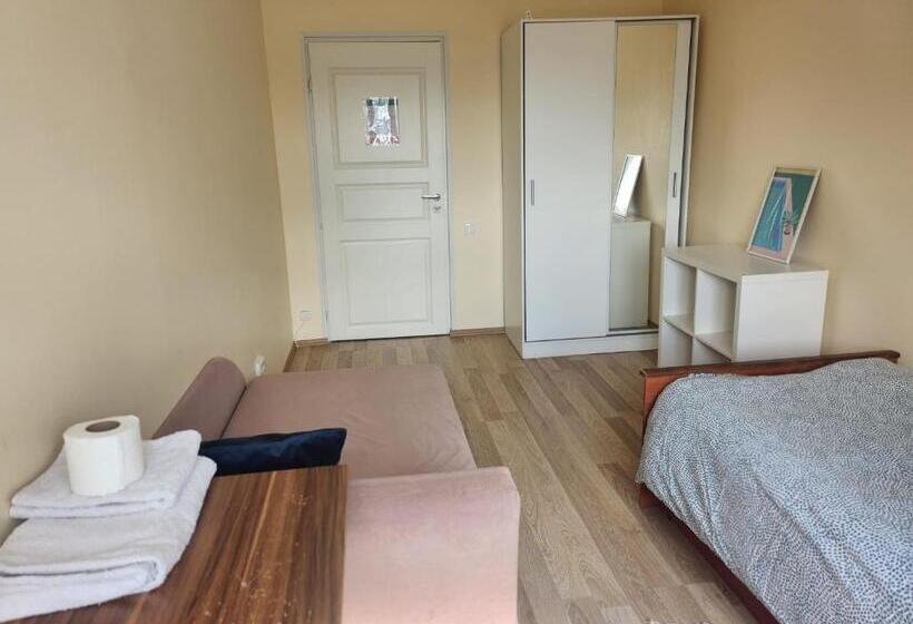 هاستل Central Shared Flat   Quiet Private Room