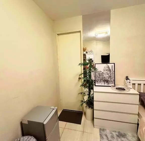 ユースホステル Don Seroy Backpackers Inn