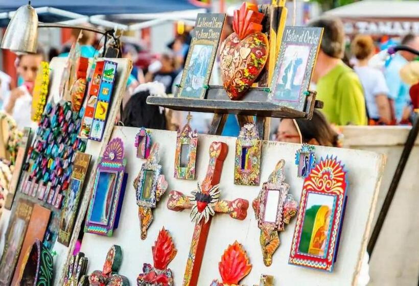 هاستل Spacious & Luxurious King Suite At Los Cabos